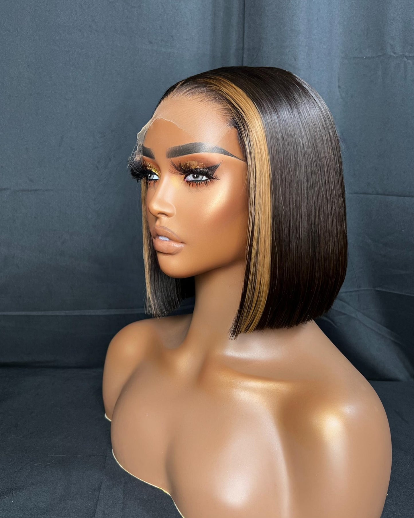 “ATARAH” 5x5 LACE CLOSURE, FRONT MONEY PIECE HIGHLIGHT, 11- INCH, BLUNT CUT BOB
