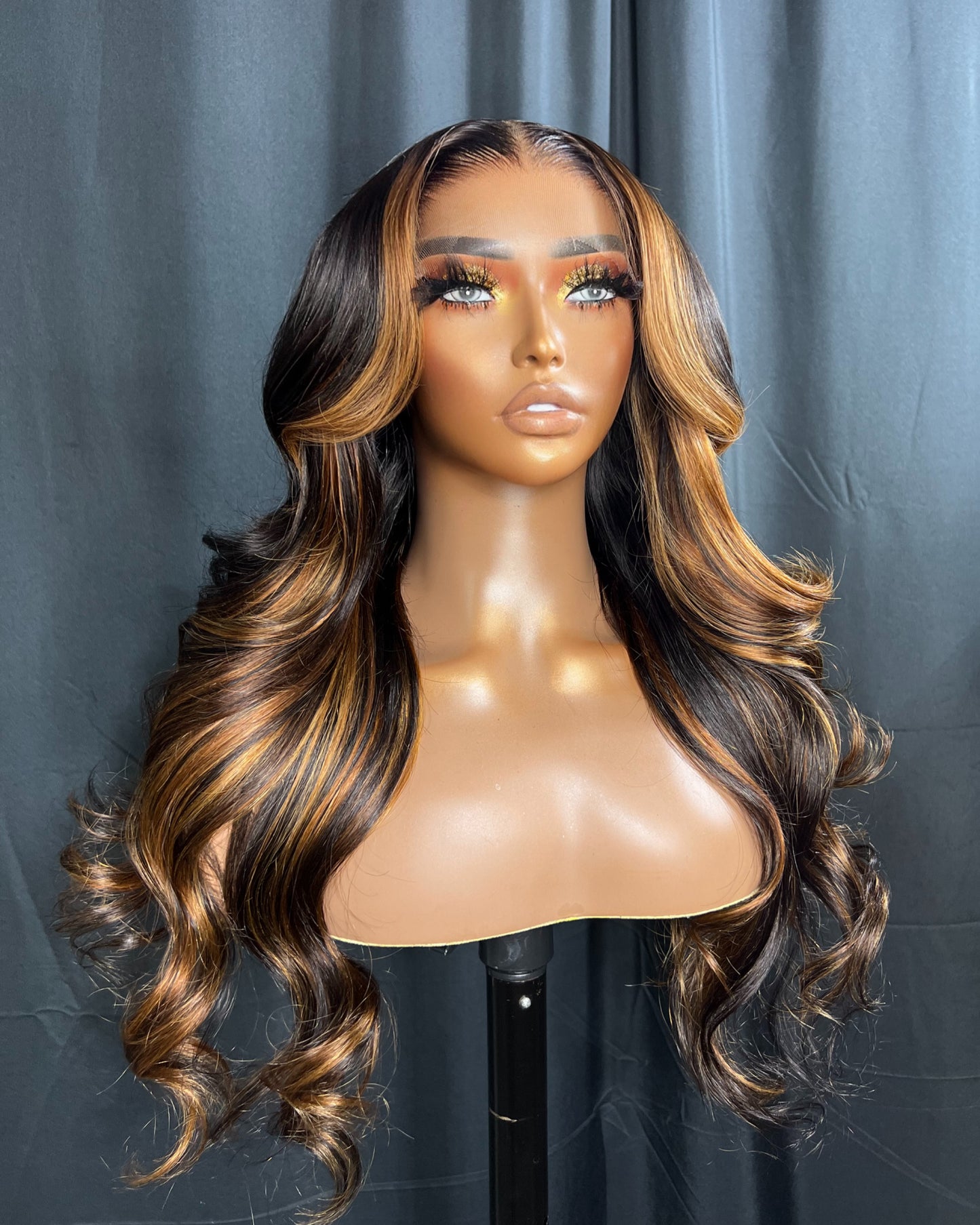 "TANGIE" 5X5 HD LACE, 20 INCH, BALAYAGE, BODY WAVE, READY TO WEAR WIG