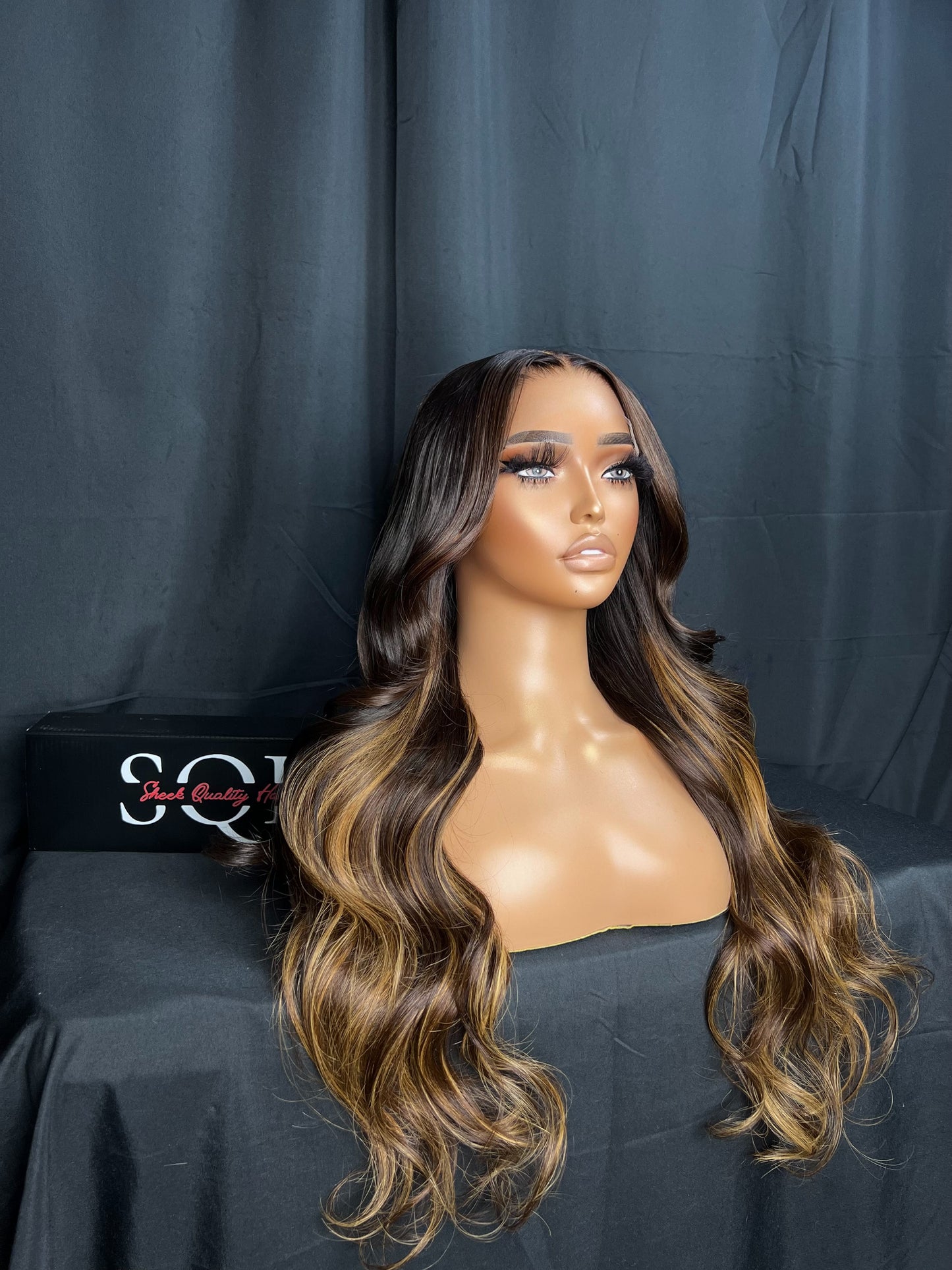 “AQUILA” 5x5 HD LACE, 24-INCH WIG, STRAIGHT WIG, LAST 3 YEARS PLUS
