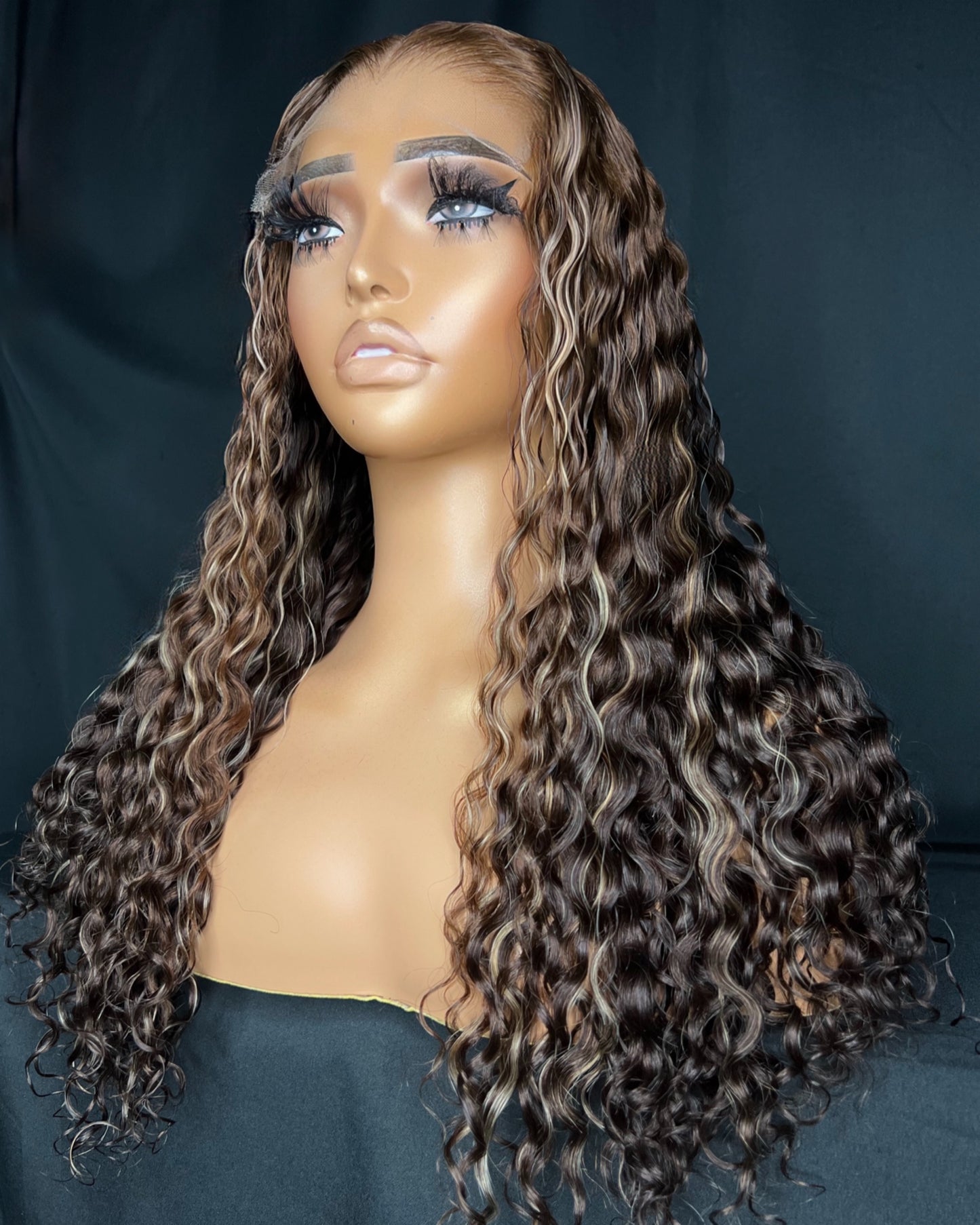 “JOSEFINA” 5X5 HD LACE CLOSURE, 2O-INCH, GLUE-LESS, BEST CURLY HAIR, READY TO SHIP WIG