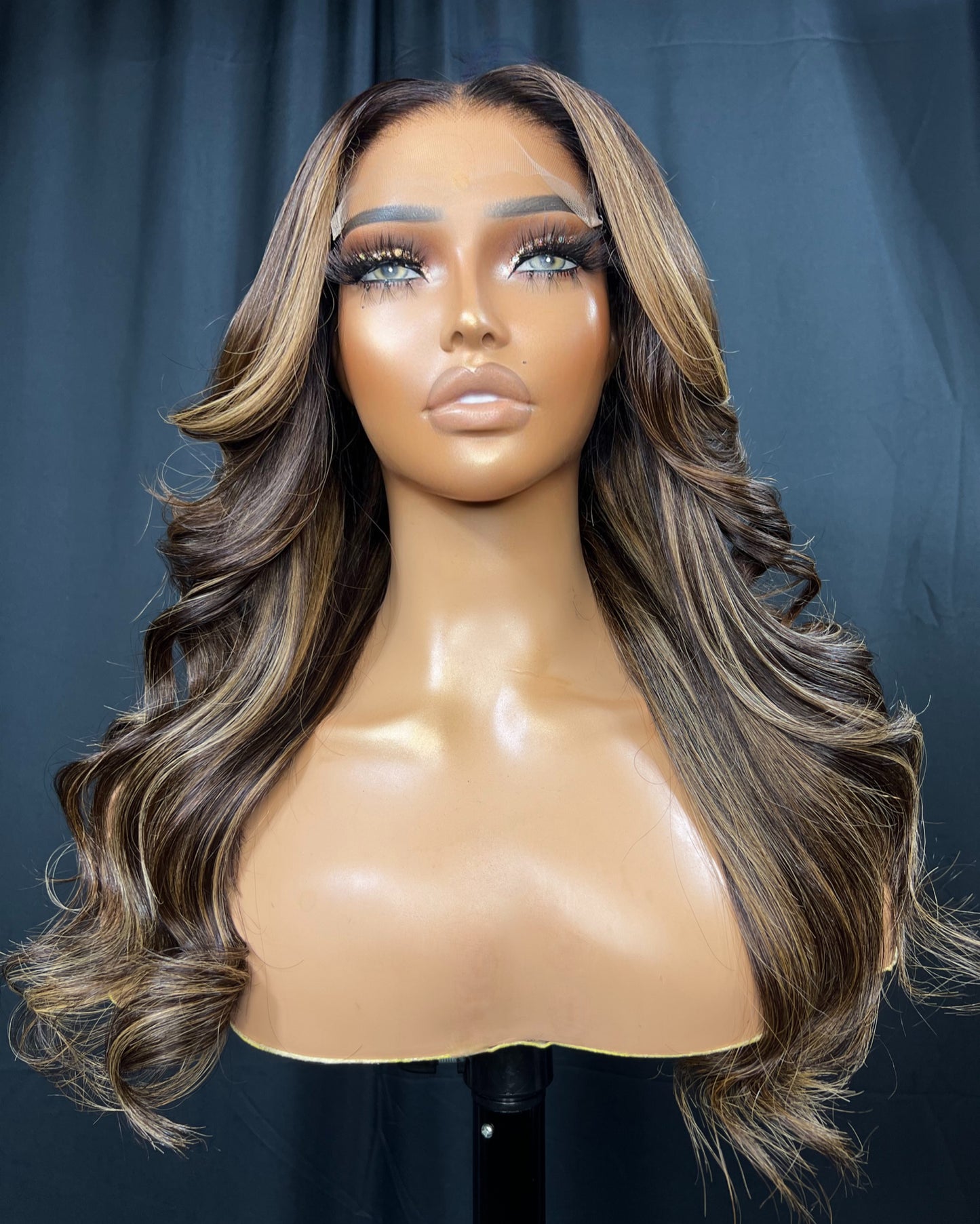 “DIME 2” 5x5 TRANSPARENT LACE CLOSURE, 16-INCHES, BODY WAVE, HIGHLIGHT WIG, GLUE-LESS READY-TO-WEAR WIG