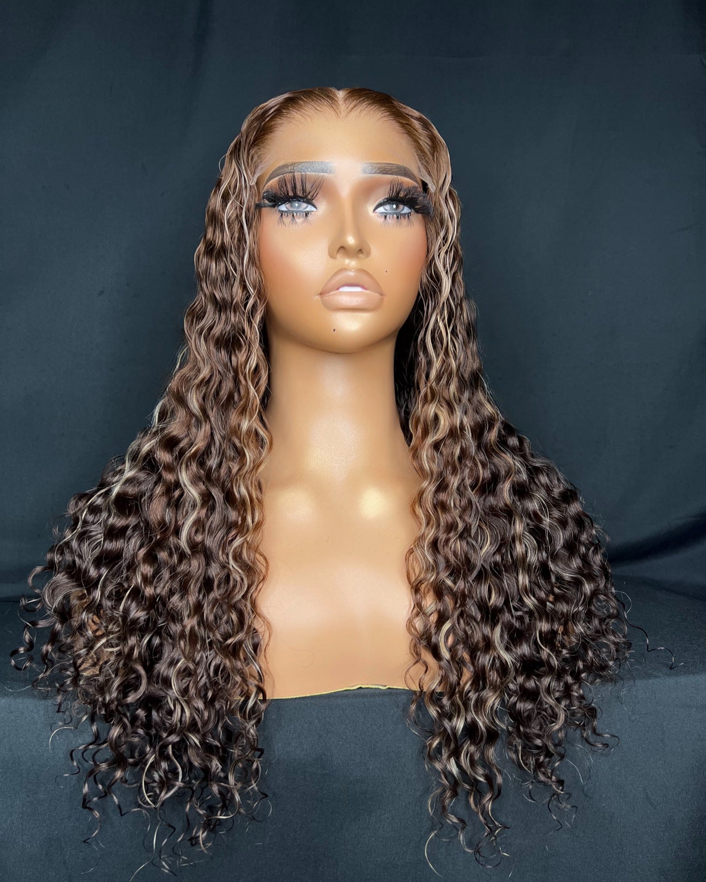 “JOSEFINA” 5X5 HD LACE CLOSURE, 2O-INCH, GLUE-LESS, BEST CURLY HAIR, READY TO SHIP WIG