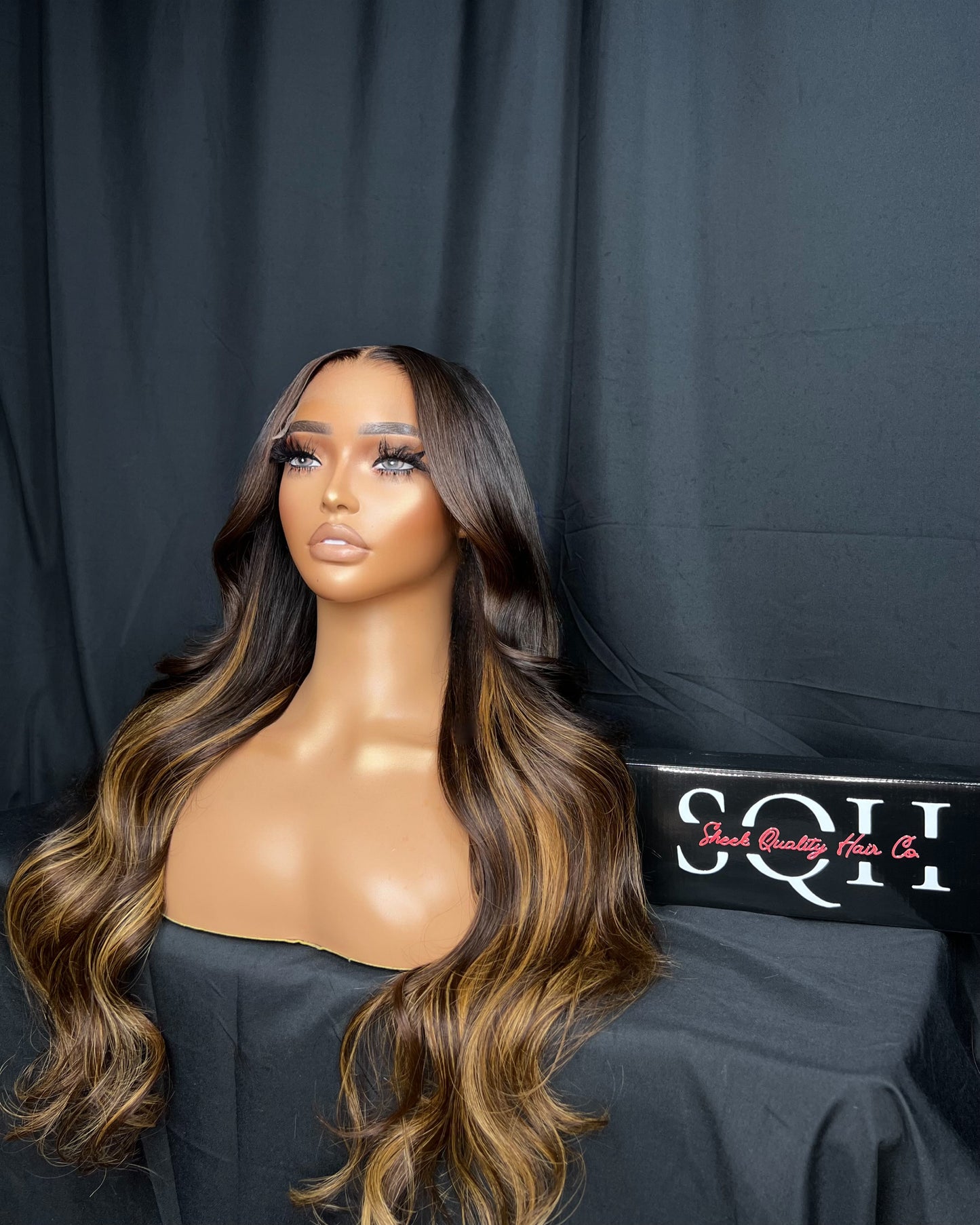 “AQUILA” 5x5 HD LACE, 24-INCH WIG, STRAIGHT WIG, LAST 3 YEARS PLUS