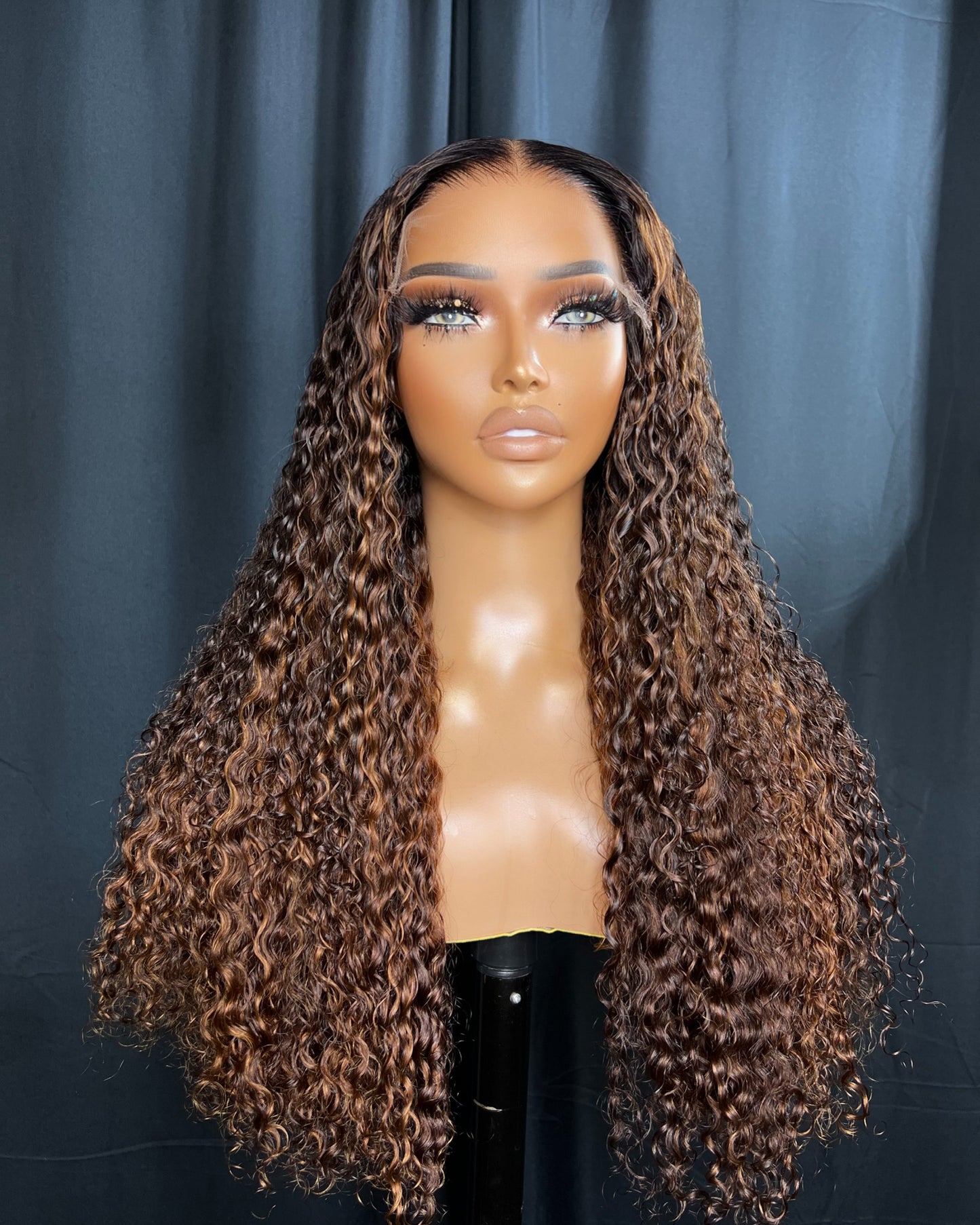 “KIMMY” 6x6 HD LACE CLOSURE, 22 INCH, HONEY BLONDE, READY TO WEAR WIG