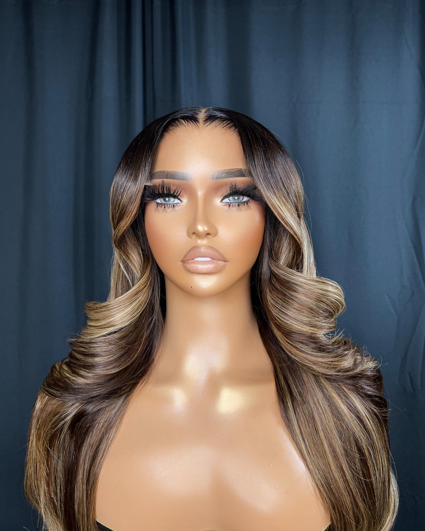 "ELENA" 5x5 HD LACE, 22-WIG, HIGHLIGHTS, READY TO WEAR WIG