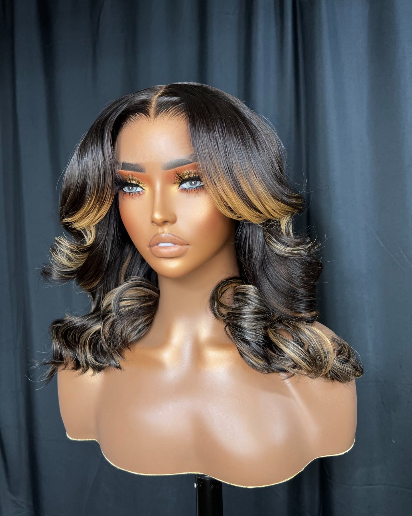 "RAQUEL" 5X5 TRANSPARENT LACE, BODY WAVE, 16 INCH, READY TO WEAR WIG