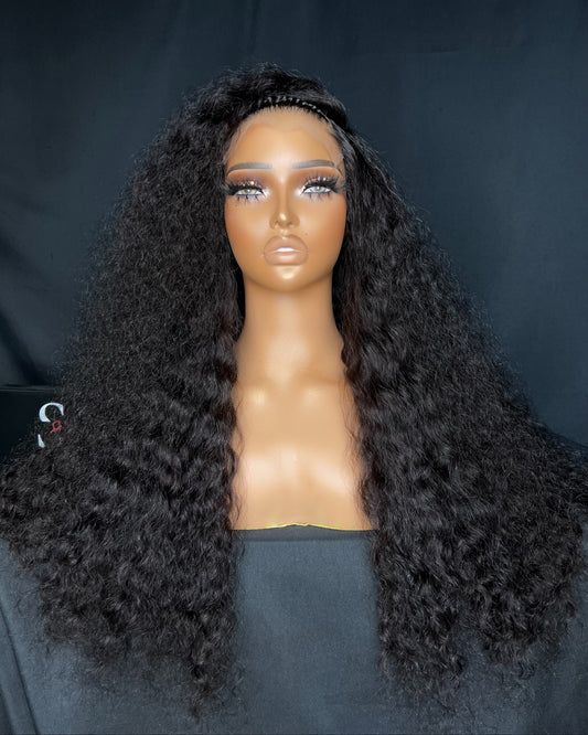 “TIAH” 5X5 HD LACE CLOSURE, 22-INCH, GLUE-LESS, BEST CURLY HAIR WIG.